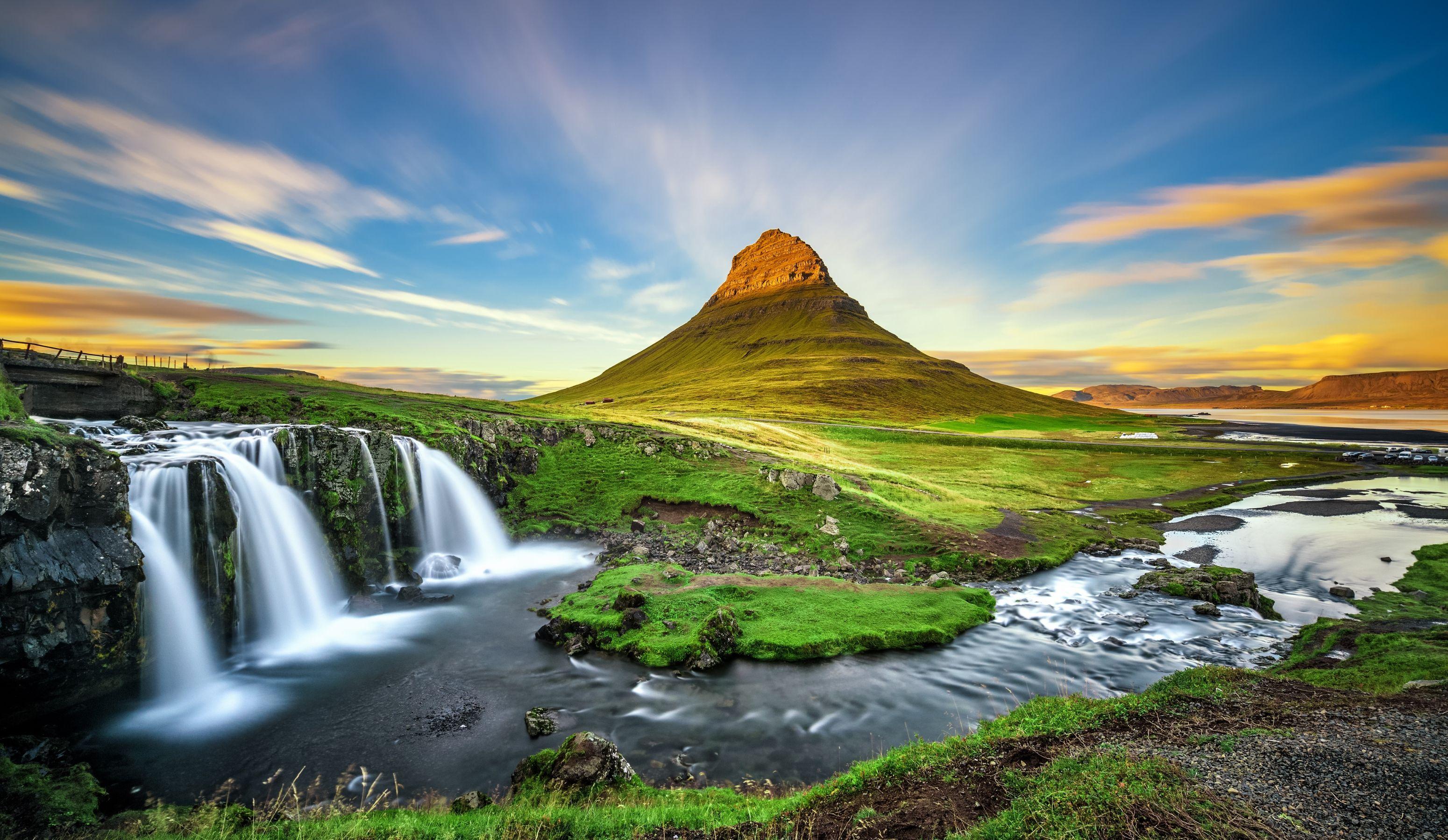 Visiting Iceland in August: A Comprehensive Travel Guide